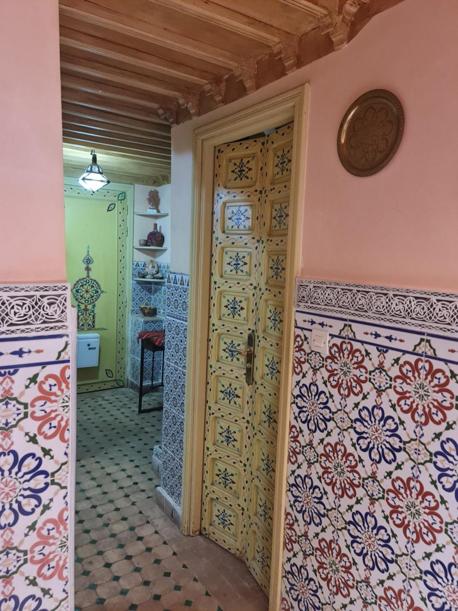 Riad Bab Almadina Маракеш Екстериор снимка